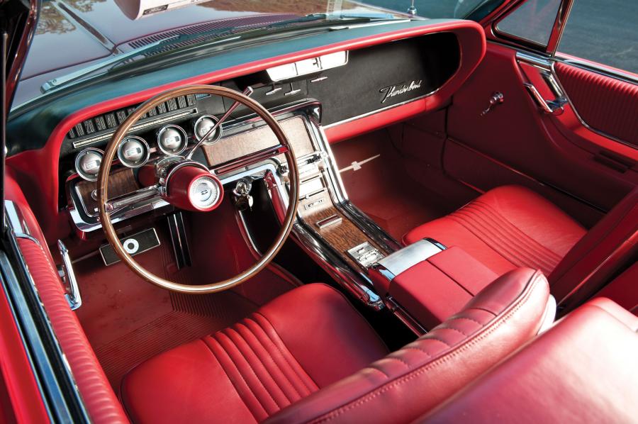  Ford Thunderbird Convertible 1965 года  (фото 22 из 26)